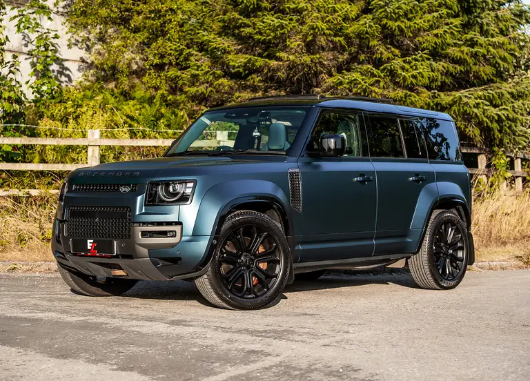 2025 Land Rover Defender 'OCTA'