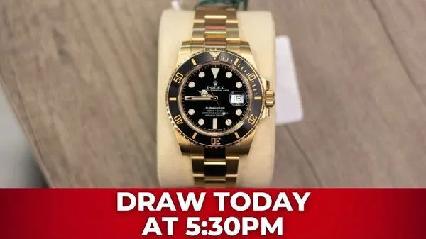 2018 GOLD ROLEX SUBMARINER or £25,000