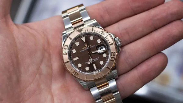 2021 ROLEX YACHTMASTER OR £15,000