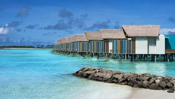 ALL INC MALDIVES HOLIDAY + £1,000