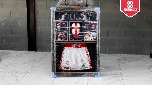 TYSON FURY SIGNED SHORTS & GLOVE